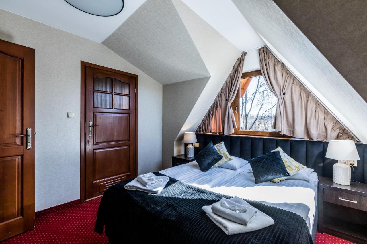 Bed and breakfast Dworek Pod Giewontem - Jacuzzi & Sauna