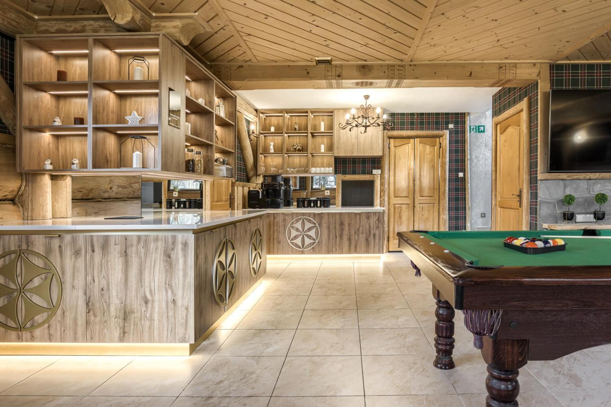 Dworek Pod Giewontem - Jacuzzi & Sauna 3*