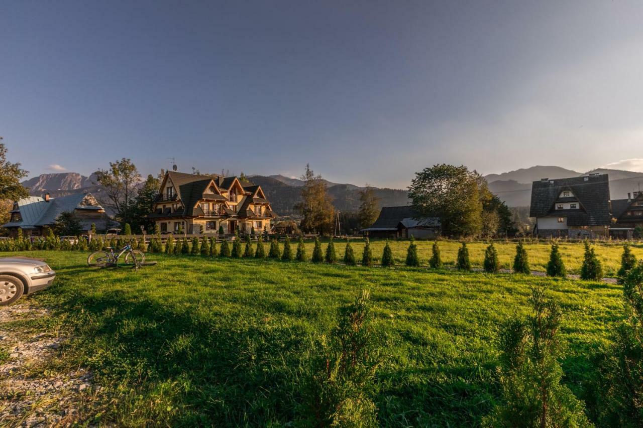Dworek Pod Giewontem - Jacuzzi & Sauna Bed and breakfast